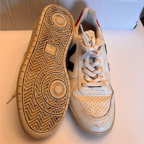 Veja V-10 red white and blue size 10/41 - Picture 4 of 4